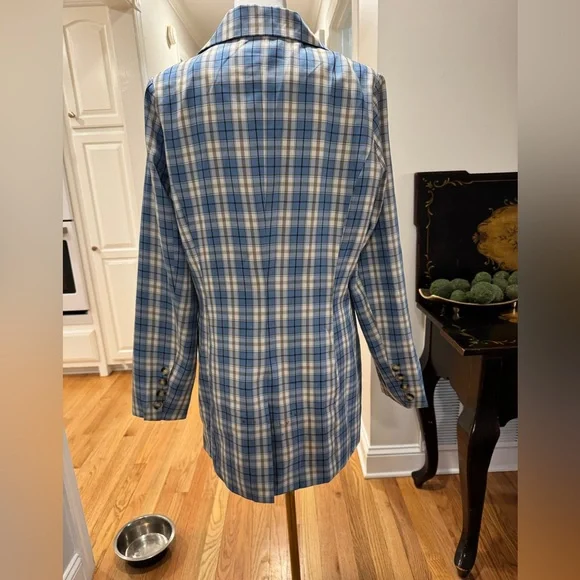Blue Plaid Women's Blazer - Picture 6 of 7